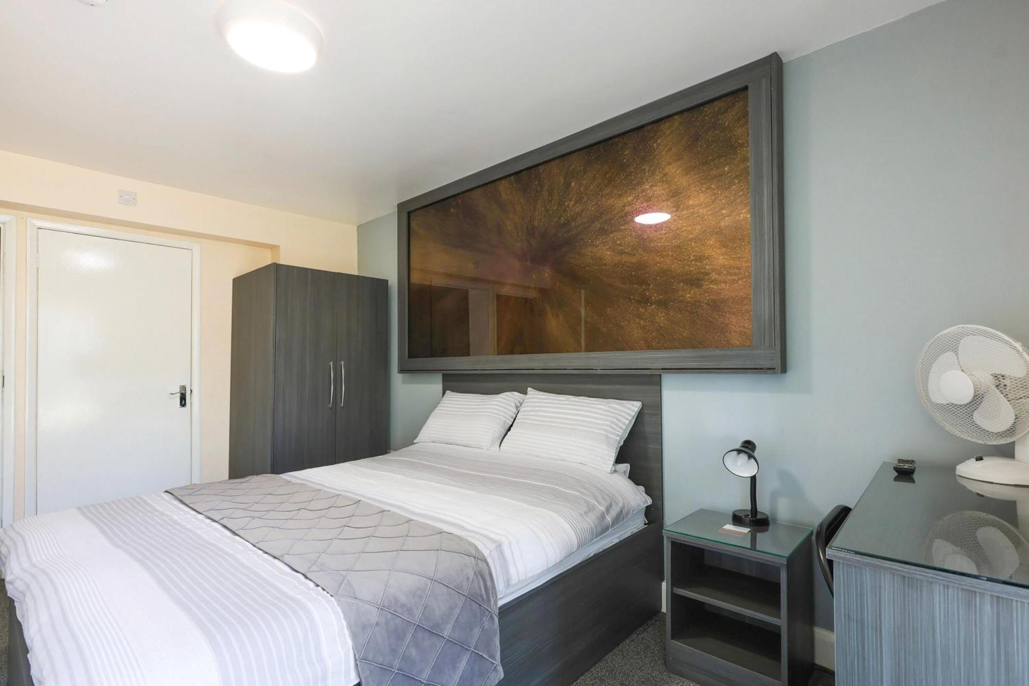 Oyo Honeycroft Lodge アクスブリッジ エクステリア 写真