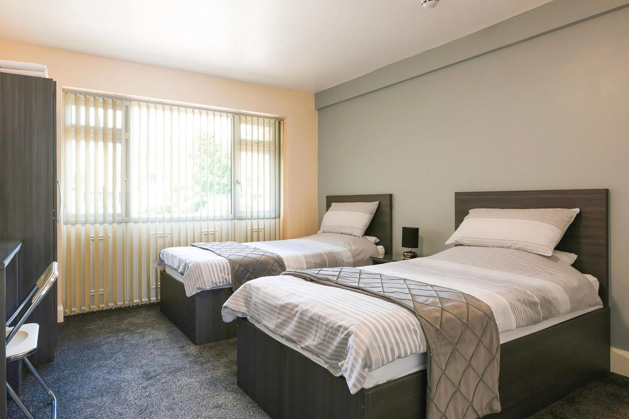 Oyo Honeycroft Lodge アクスブリッジ エクステリア 写真